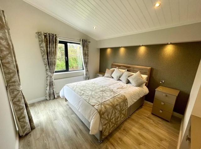 *Luxury Holiday Home With Hot Tub Close To Beach* Penally Esterno foto