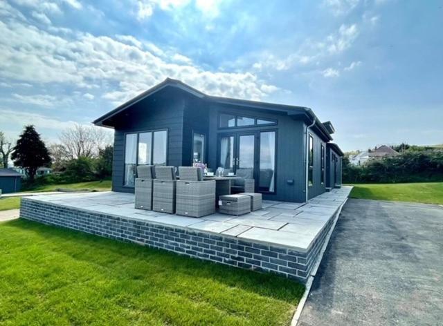 *Luxury Holiday Home With Hot Tub Close To Beach* Penally Esterno foto
